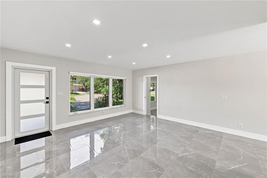 47 River Ct , Naples, FL 34110 Photo