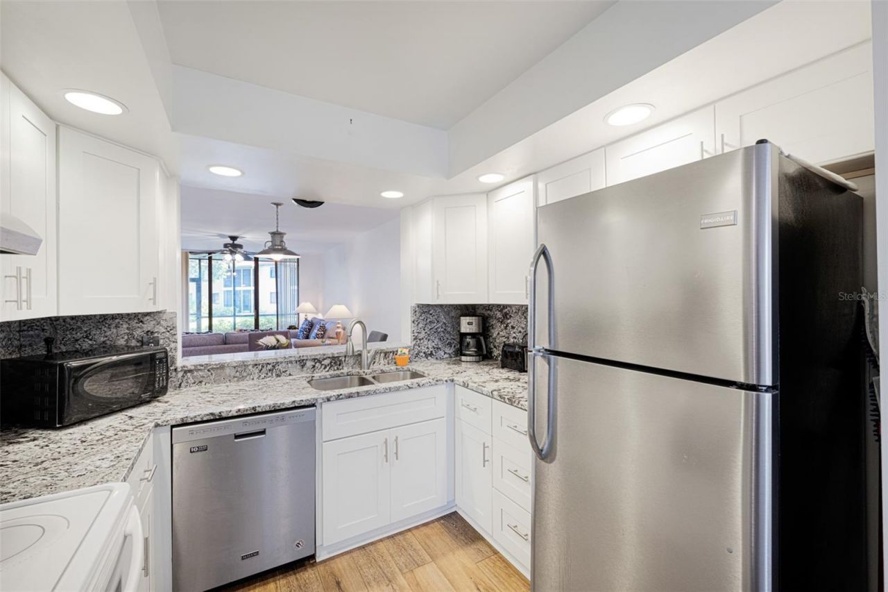 4520 47th Avenue W, Unit 103, Bradenton, FL 34210 Photo