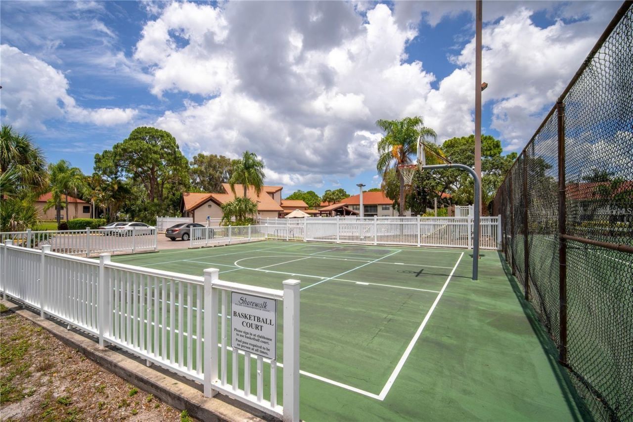 4520 47th Avenue W, Unit 103, Bradenton, FL 34210 Photo