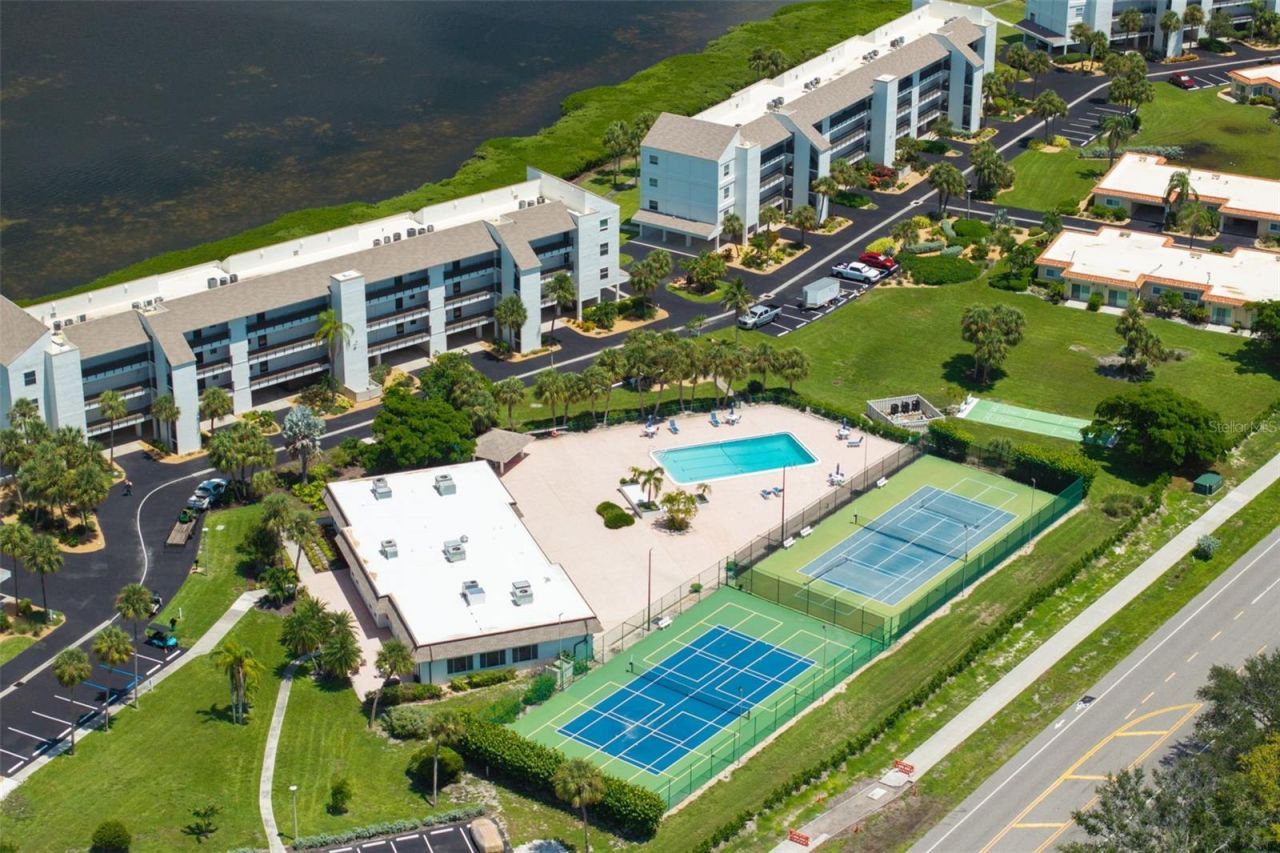 4800 Gulf Of Mexico Drive, Unit PH 3, Longboat Key, FL 34228 Photo