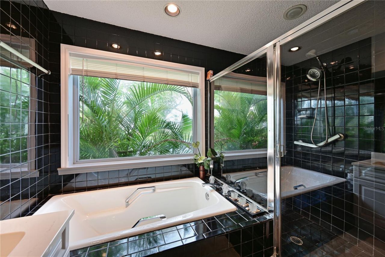11213 Veranda Court, Bradenton, FL 34209 Photo