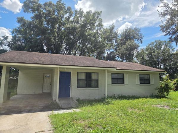 1813 BOND STREET , PLANT CITY, FL 33563