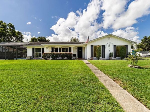 4268 LAKE ELEANOR DRIVE , MOUNT DORA, FL 32757