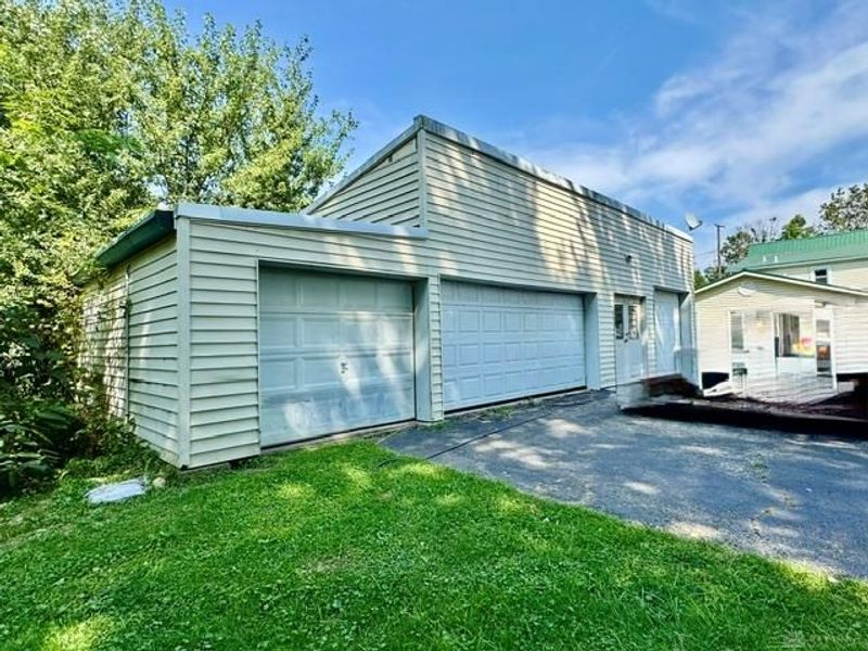 3335 E High Street, Springfield, OH 45505 Photo 10