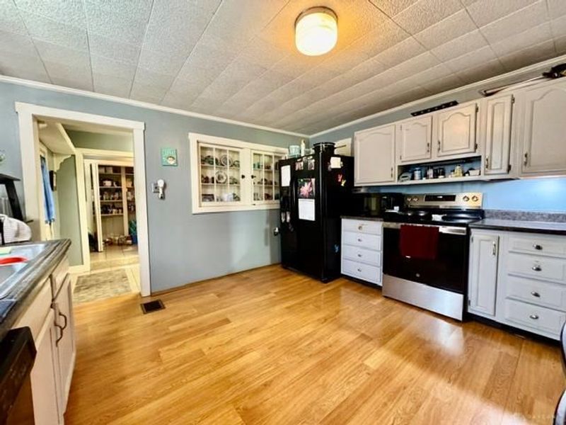 3335 E High Street, Springfield, OH 45505 Photo 28