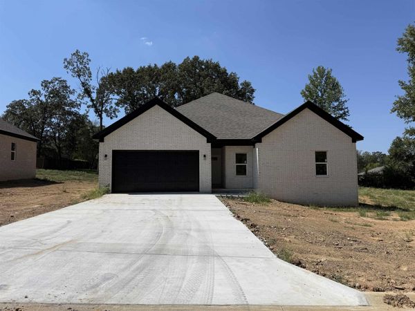 531 Madeleine Circle, Austin, AR 72007