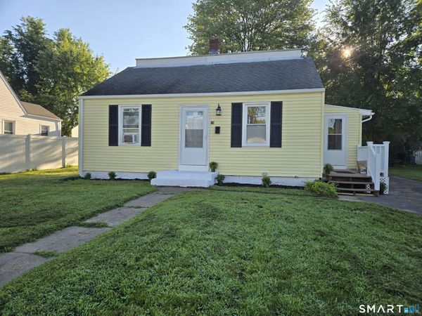 56 Washington , East Hartford, CT 06118
