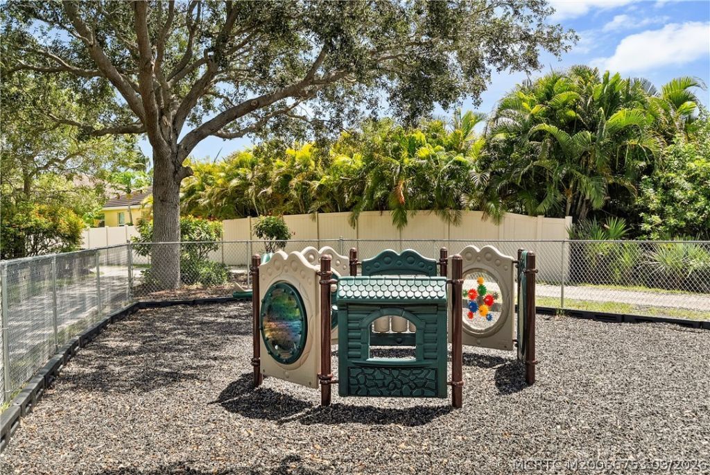 356 NW Emilia Way, Jensen Beach, FL 34957 Photo