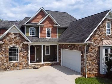 1394 Lejack, Forest, VA 24551