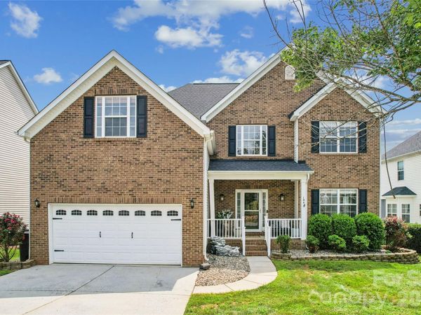 104 Planters Drive , Statesville, NC 28677