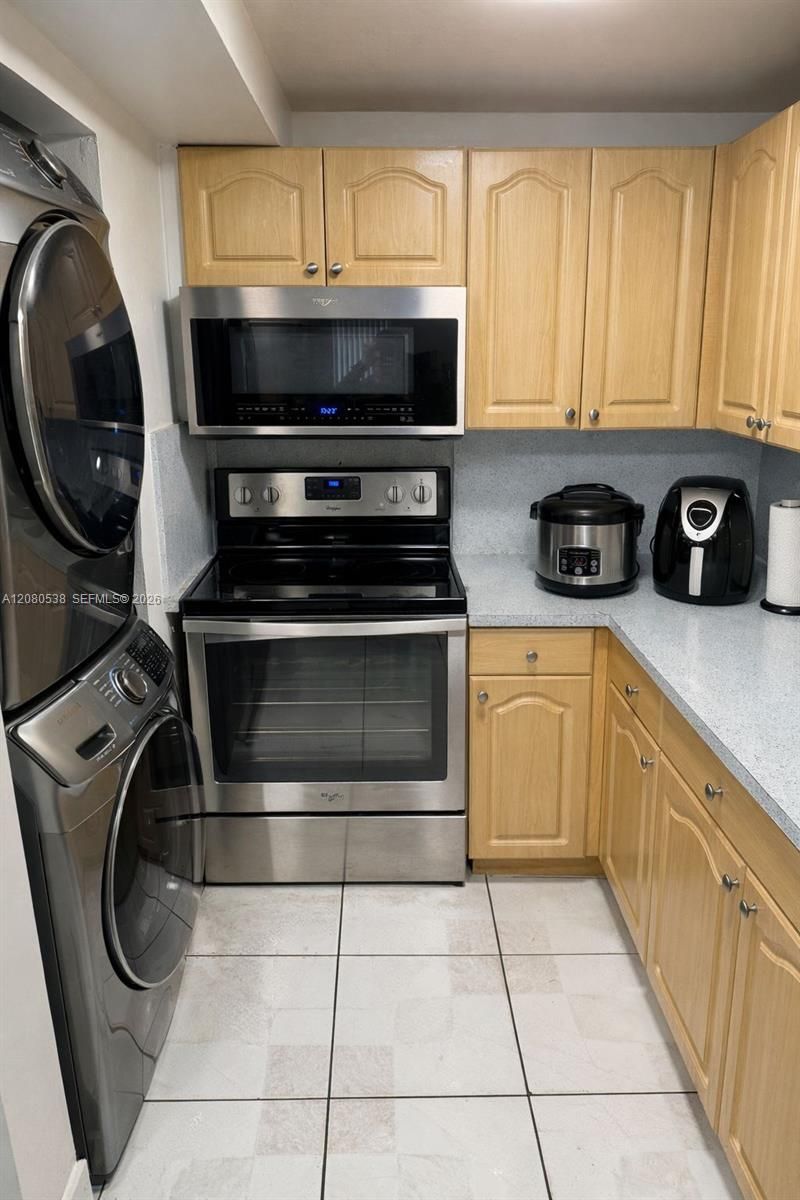 10090 NW 80th Ct, Unit 1540, Hialeah Gardens, FL 33016 Photo