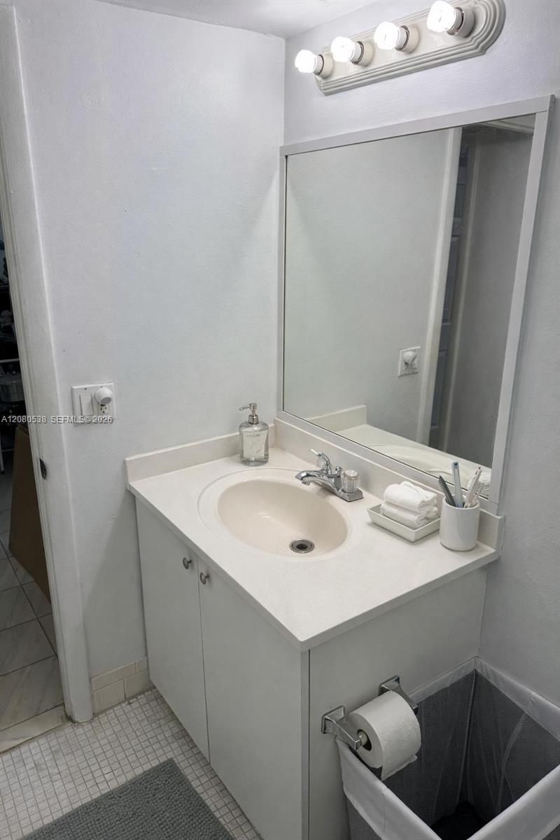 10090 NW 80th Ct, Unit 1540, Hialeah Gardens, FL 33016 Photo
