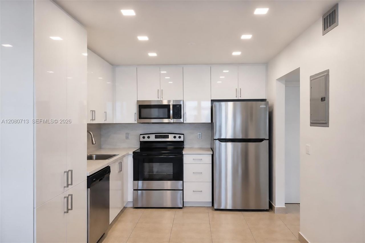 2301 S Ocean Dr, Unit 1206, Hollywood, FL 33019 Photo