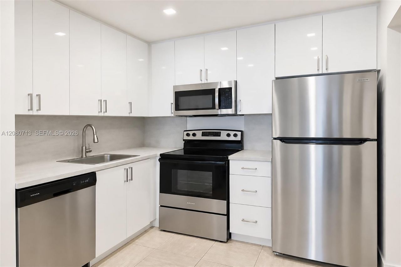 2301 S Ocean Dr, Unit 1206, Hollywood, FL 33019 Photo