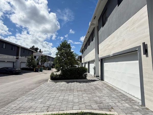 4655 SW 32nd Ave , Unit 2B, Dania Beach, FL 33312