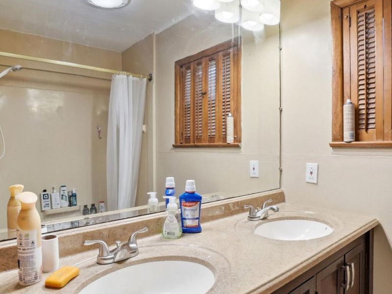 426 W Montford Avenue, Ada, OH 45810 Photo 15