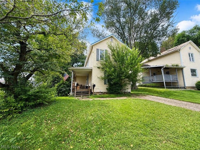 417 N Sumner Street, East Palestine, OH 44413 Photo 2