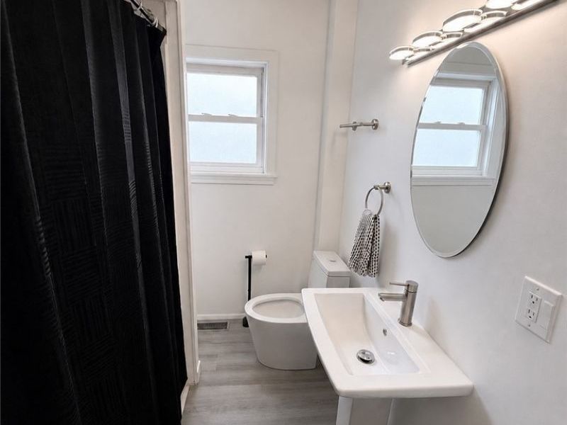417 N Sumner Street, East Palestine, OH 44413 Photo 6