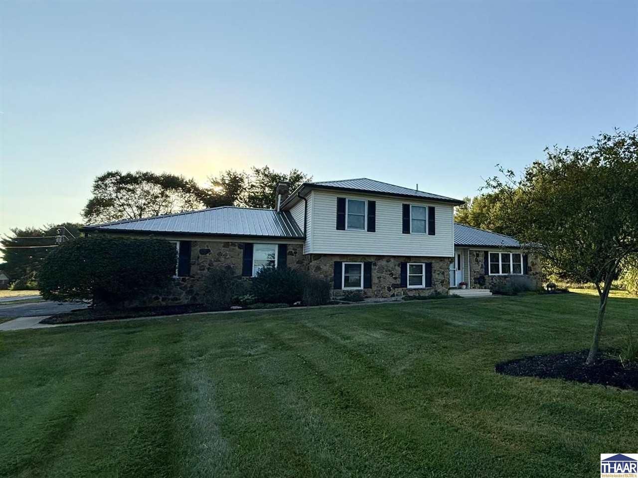 1615 E Eastlake Dr, Sullivan, IN 47882 Main Photo