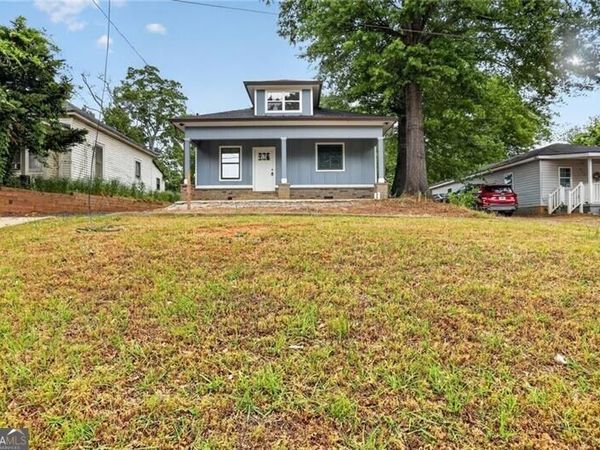 607 E Solomon Street, Griffin, GA 30223