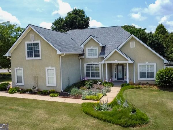 200 Chatfield Way, Locust Grove, GA 30248