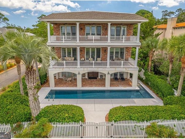 2212 Ocean Road, St. Simons, GA 31522
