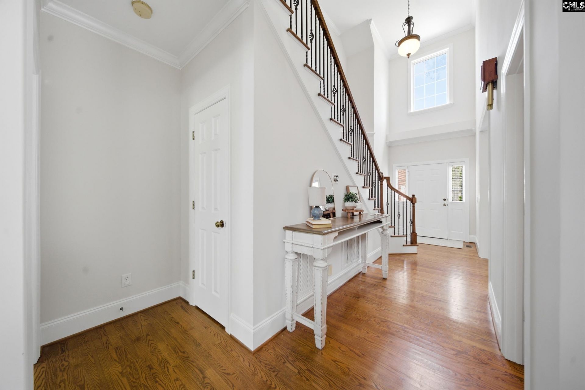 200 Cedar View Drive  Photo 8