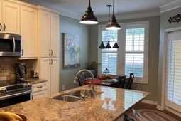 1015 Rosewood Lane photo 4