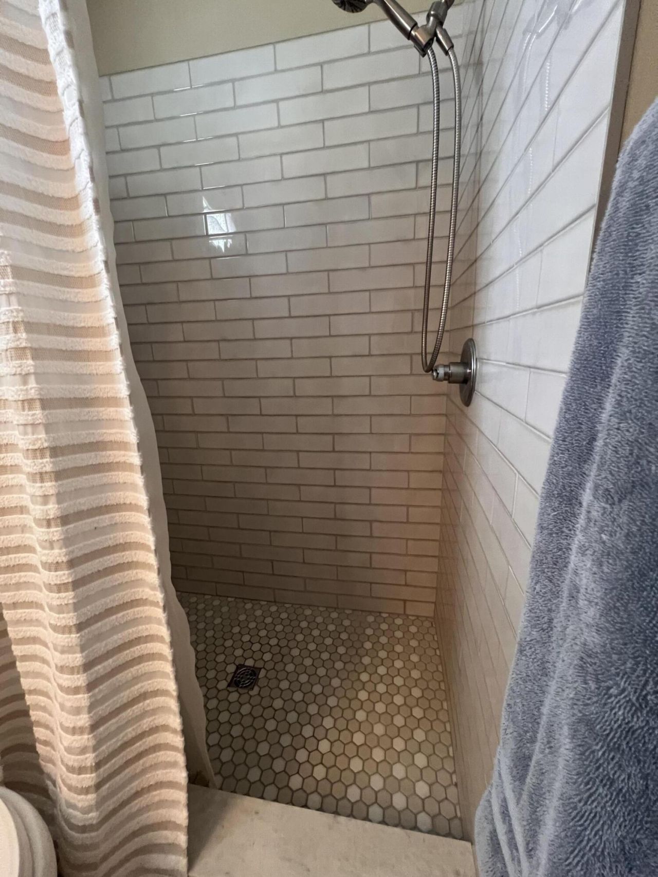 1015 Rosewood Lane Photo 29