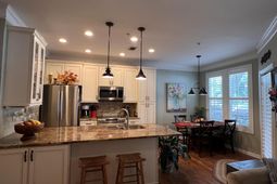 1015 Rosewood Lane photo 4