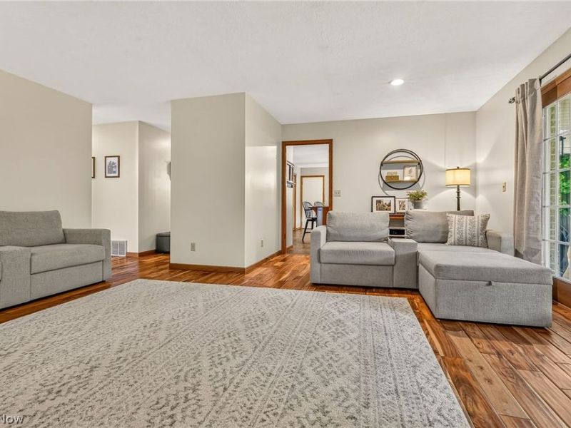 8537 Central Road NW, Strasburg, OH 44680 Photo 18