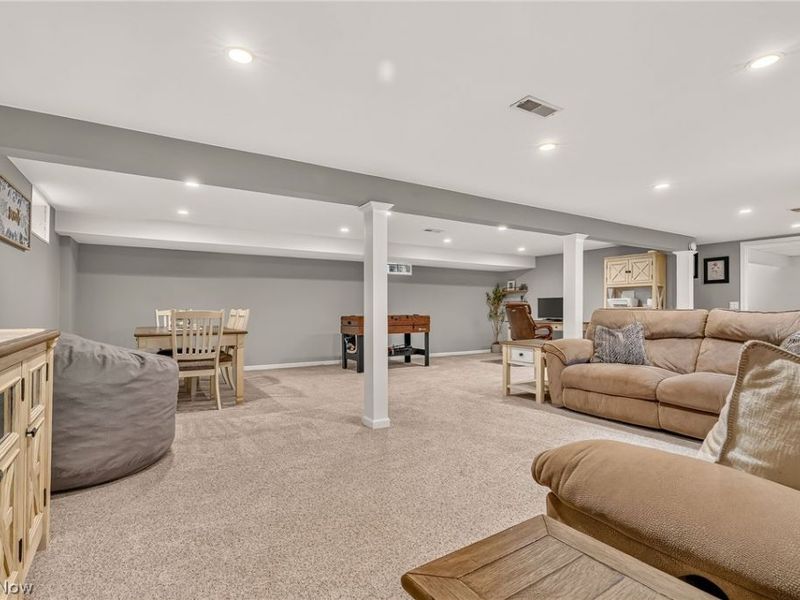 8537 Central Road NW, Strasburg, OH 44680 Photo 20