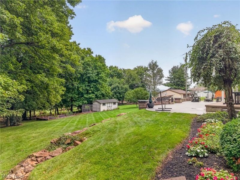 8537 Central Road NW, Strasburg, OH 44680 Photo 30