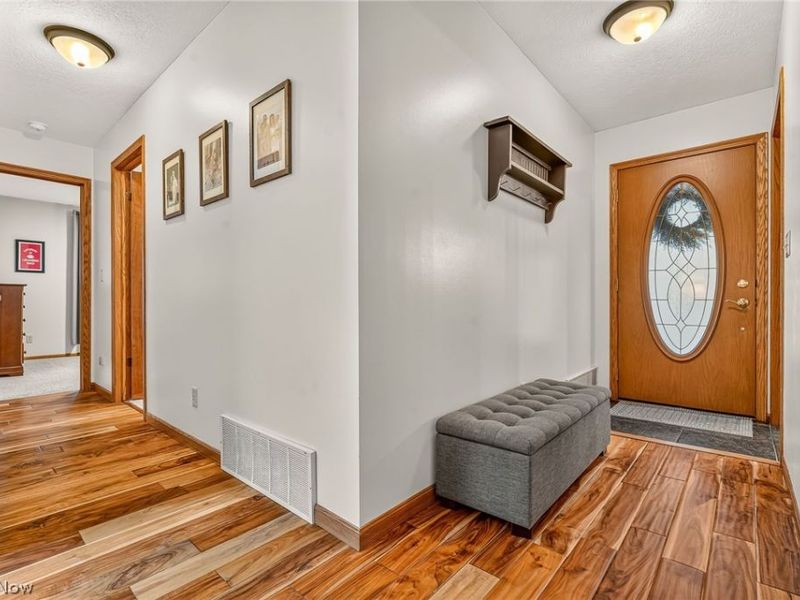 8537 Central Road NW, Strasburg, OH 44680 Photo 5