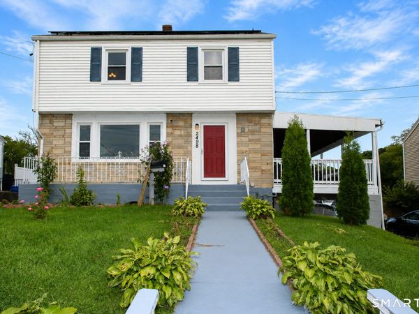2498 North Main , Waterbury, CT 06704