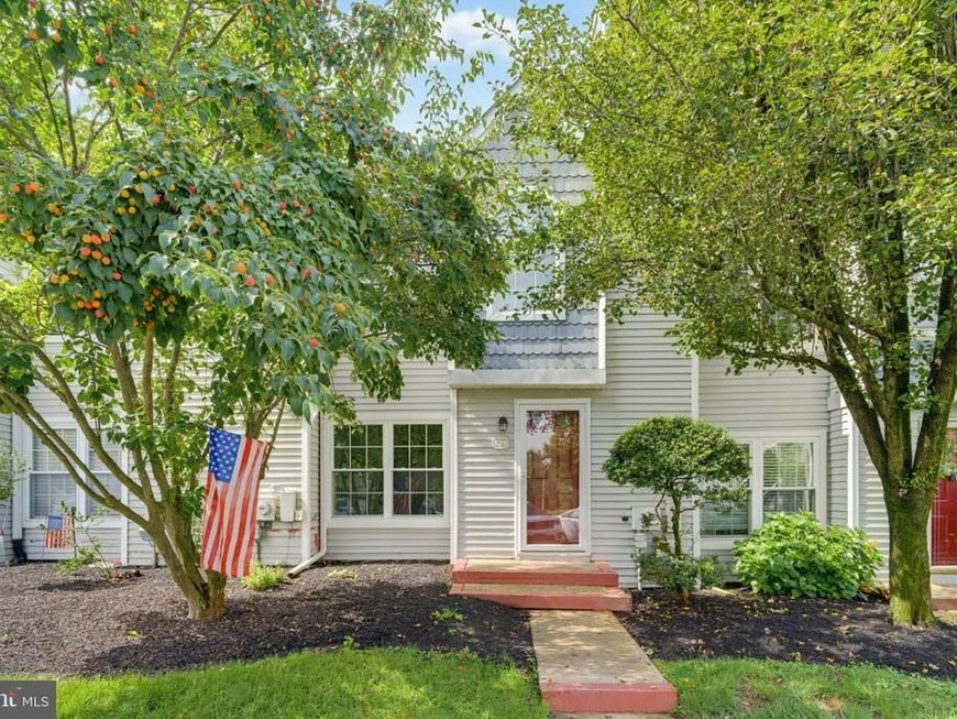 125 Macintosh Court, Horsham, PA 19044 Main Photo