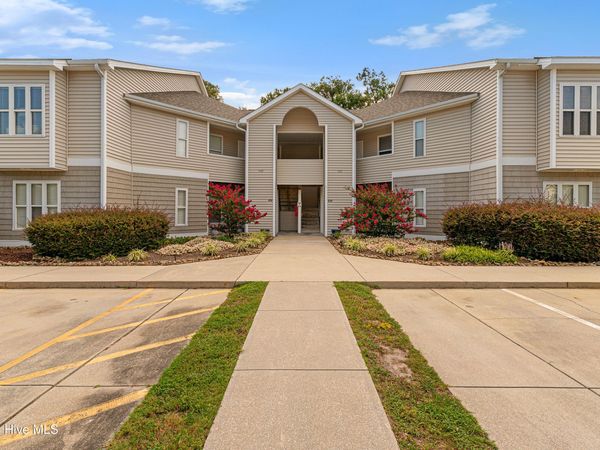 424 Commerce Avenue, Unit D, Bridgew, Morehead City, NC 28557