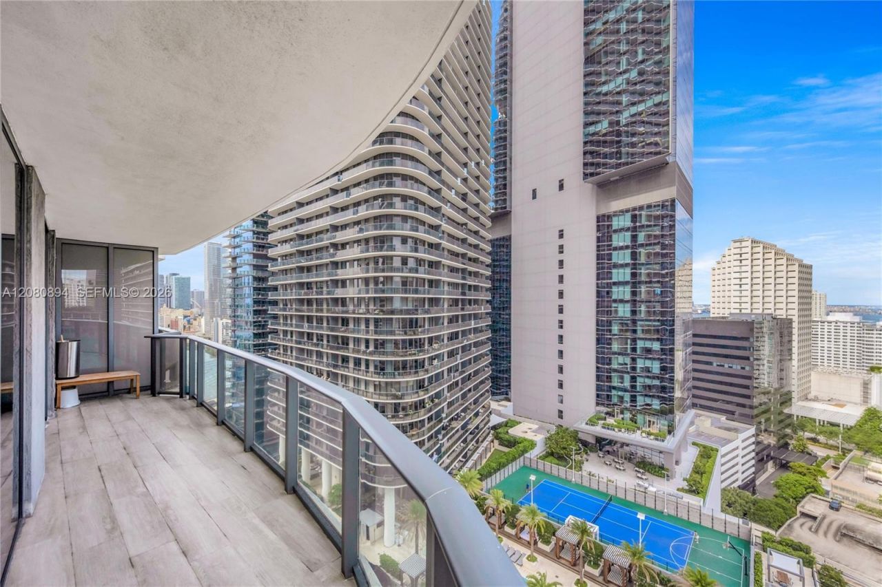 45 SW 9th St , Unit 2103, Miami, FL 33130 Photo