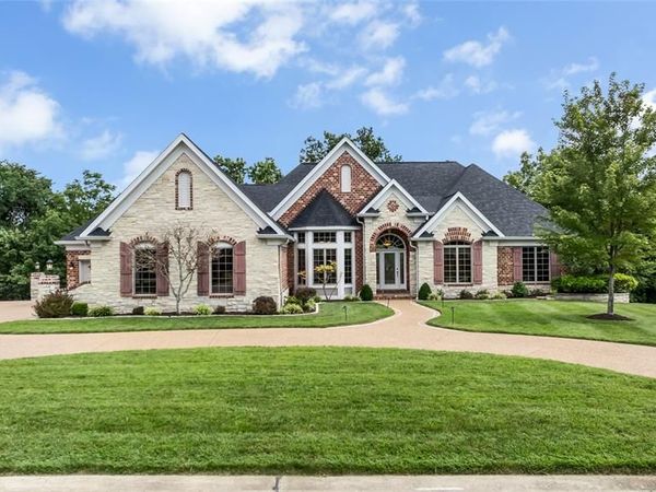 4030 Austin Drive , St Charles, MO 63304