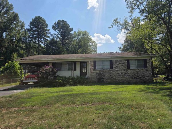 1083 N Hwy 7 , Hot Springs, AR 71909