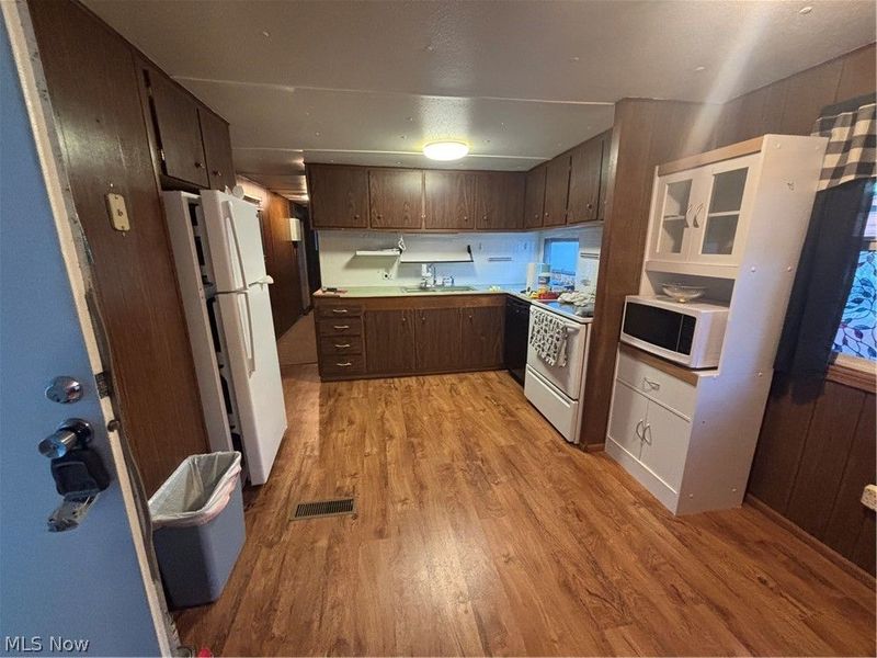 9505 N Bedford Road, Unit Lot 34, Macedonia, OH 44056 Photo 8