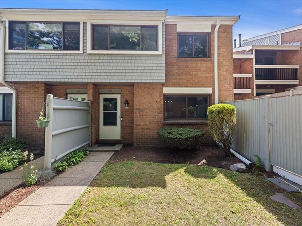 164 Greenbrook Dr, Unit 164, Stoughton, MA 02072