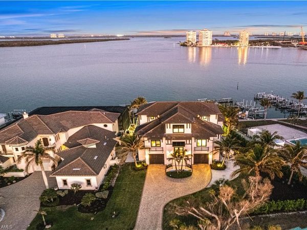 160 Little Carlos LN , FORT MYERS BEACH, FL 33931
