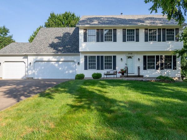 2510 Edgewild Drive , Davenport, IA 52807