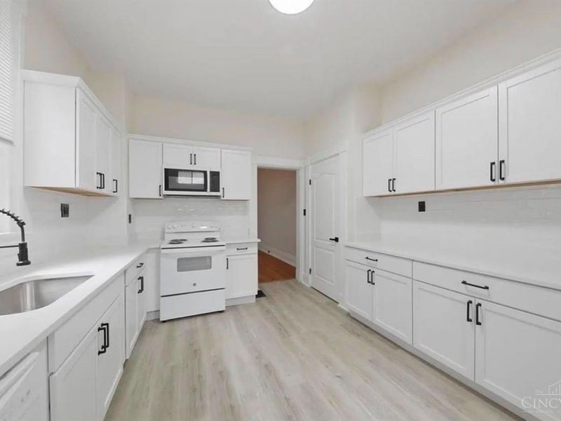 2502 Halstead Street, Cincinnati, OH 45214 Photo 21