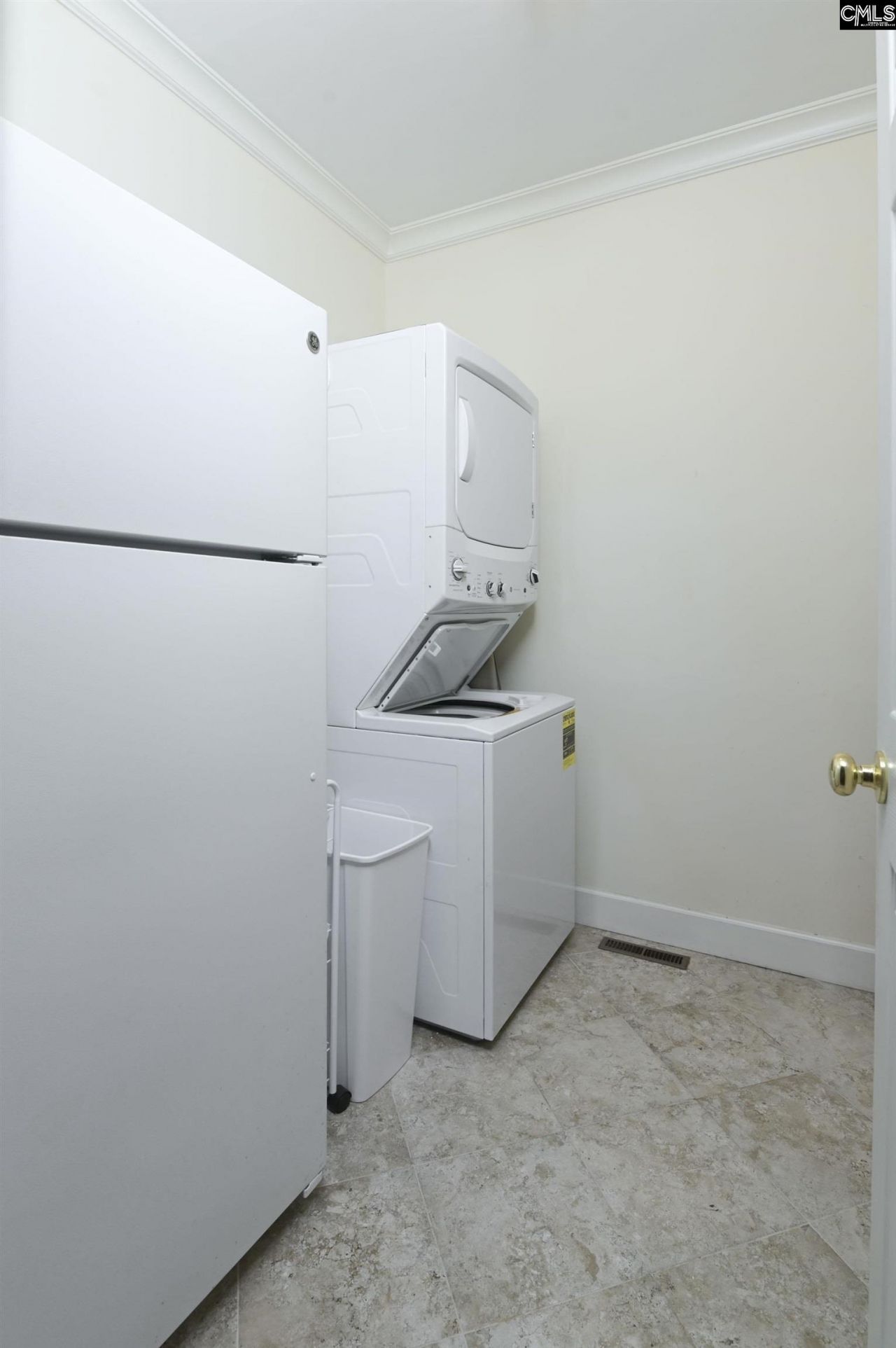 19 Millpond Road Photo 32