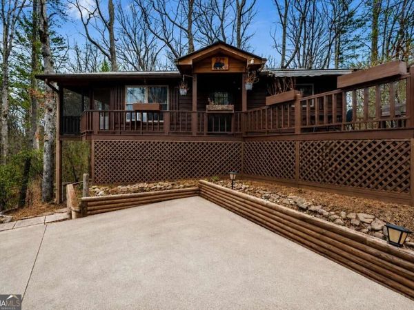 279 Cindy Cove Road, Blairsville, GA 30512
