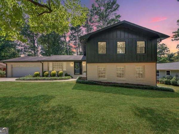 2204 Pine Point Drive, Lawrenceville, GA 30043