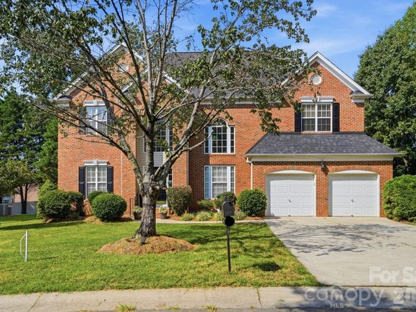 12424 Tantallon Court, Pineville, NC 28134