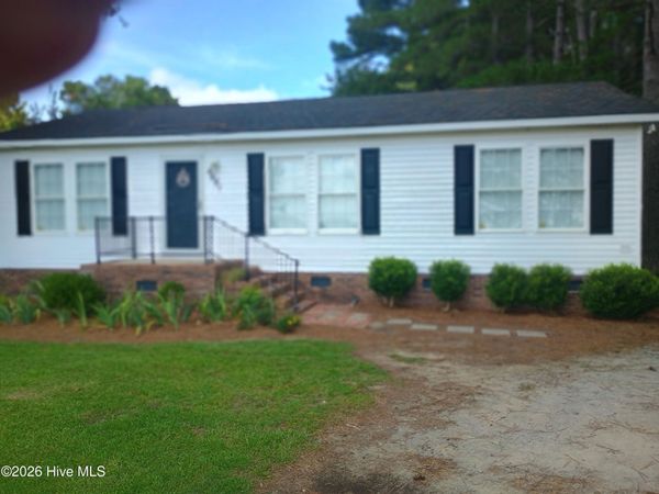 4491 Honey Hill Road , Hallsboro, NC 28442